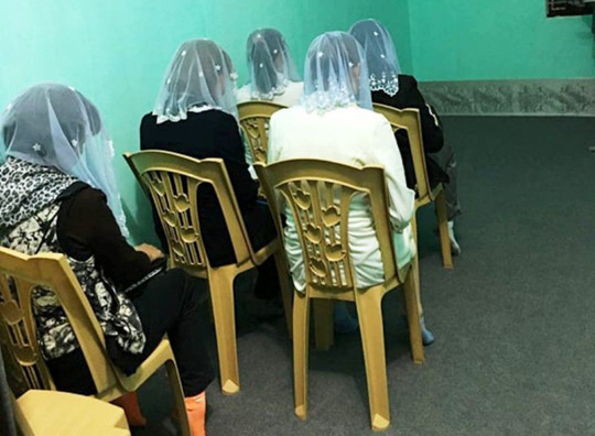 hoi thanh duc chua troi moi xuat hien nhieu gia dinh da tan cua nat nha