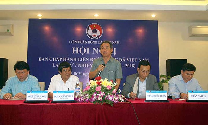 vff sap xep nhan su den bao gio