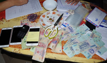 Phá sới bạc ‘khủng’ trong ngôi nhà 4 tầng, thiết kế cửa lim