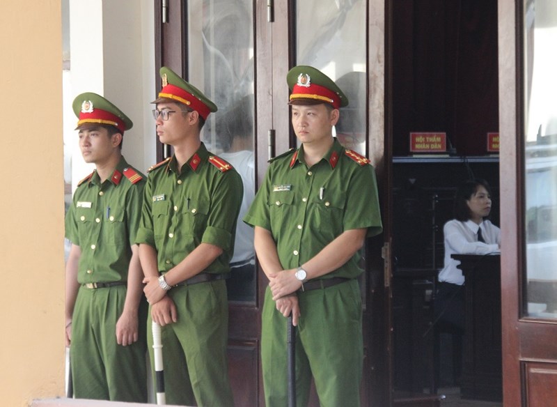 siet chat an ninh tai phien xu bac si hoang cong luong