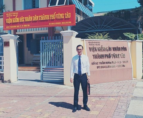 se de nghi khang nghi ban an tuyen 18 thang tu treo voi nguyen khac thuy