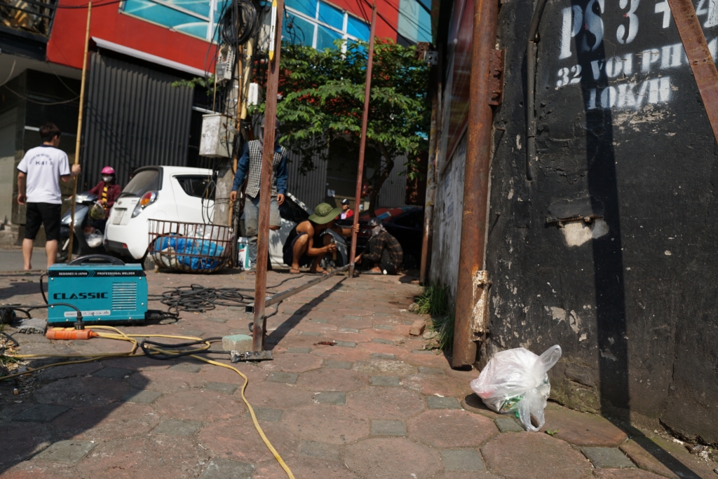 ha noi pha do cong trinh xe thit 14000 m2 dat cong hoa nghia do