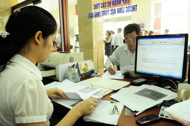 nghi quyet trung uong ve can bo tien toi bo che do bien che suot doi