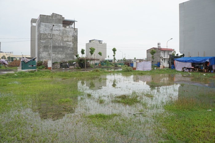 ha noi dan lao dao nghi cach ban nha vi khong mua cung ngap