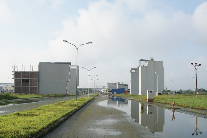 ha noi dan lao dao nghi cach ban nha vi khong mua cung ngap