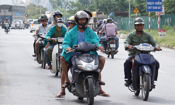 he lo noi dung phieu khao sat cam xe may o ha noi