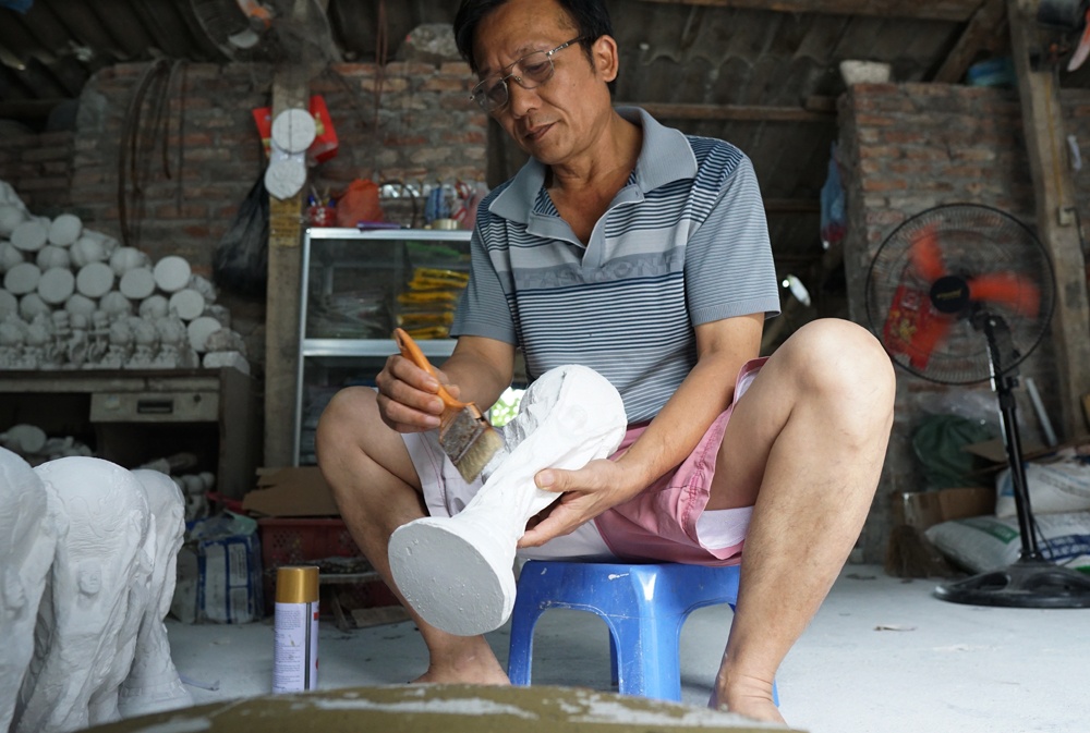 chum anh cup vang fifa san xuat o bat trang xuat khau nuoc ngoai