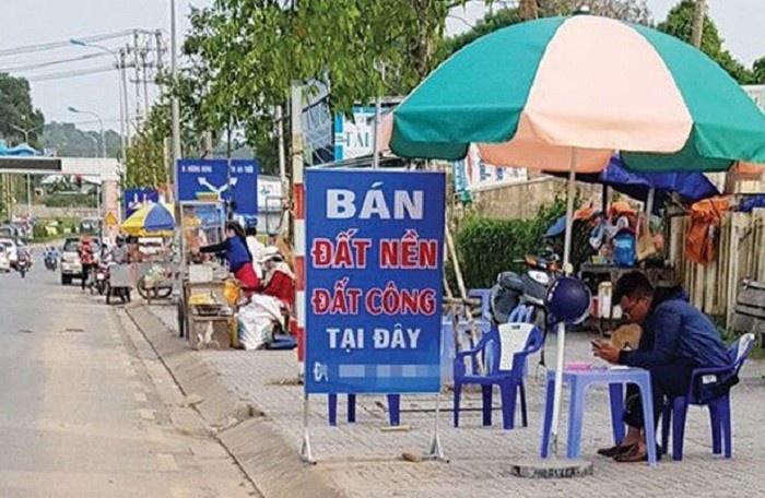 sot dat o 3 dac khu la van de duong nhien