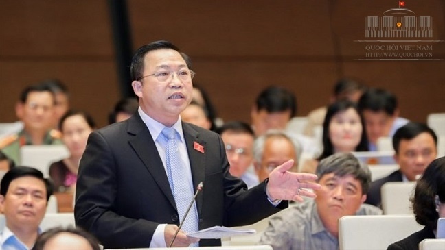 Chất vấn BOT ấn tượng: 'Dân chịu thì thu, ăn đong, ban phát và vá ổ gà' chat van bot an tuong dan chiu thi thu an dong ban phat va va o ga