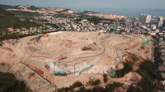 Tận thấy những ngọn đồi 'trọc đầu' vì dự án ở Hạ Long tan thay nhung ngon doi troc dau vi du an o ha long