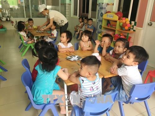 lap camera de giam bao hanh tre chua giai quyet tan goc van de