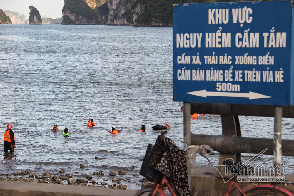 thanh nien nhay cau tu do cao 20m xuong tam giai nhiet