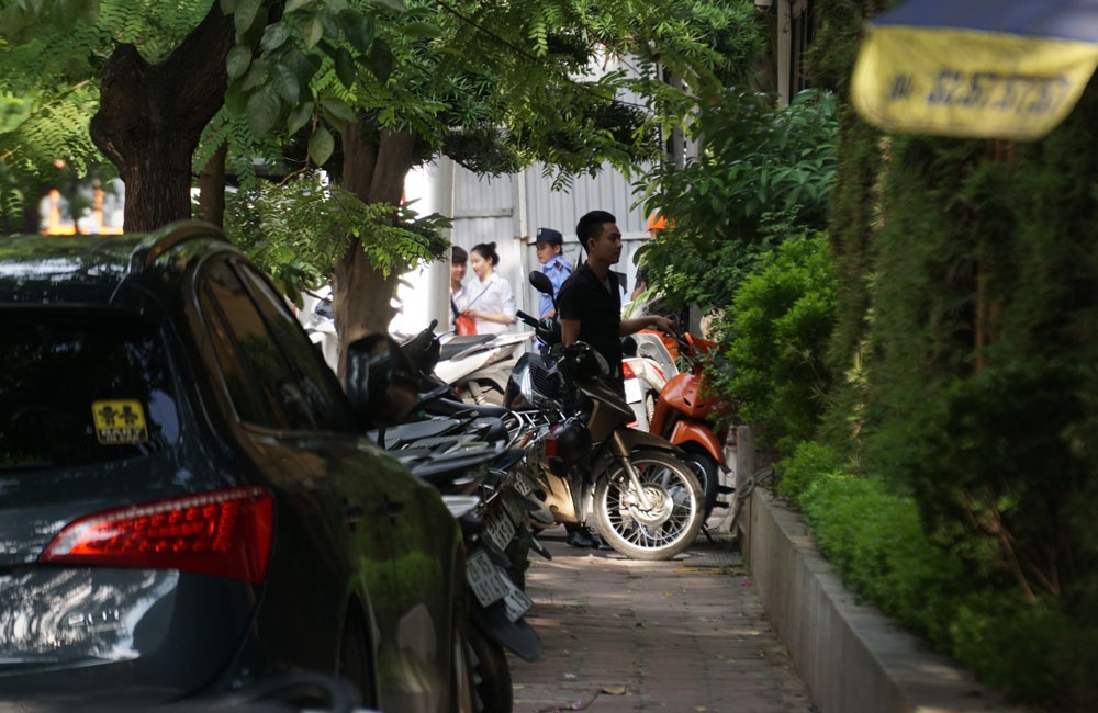nhieu cong trinh vi pham van co thu o muong phan ke binh
