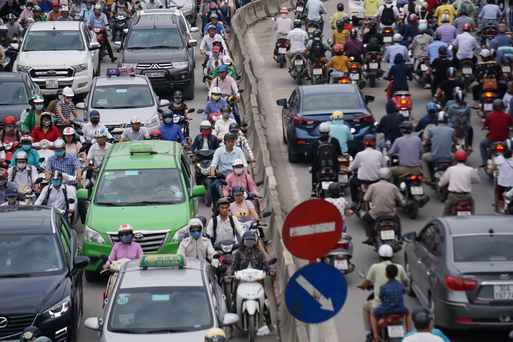 ha noi cong trinh chong un tac gay te liet giao thong