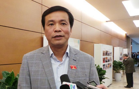 tong thu ky quoc hoi ly giai viec bao chi duoc vao 5 phut dau hop uy ban thuong vu