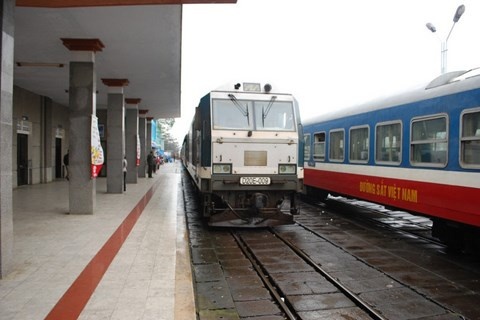 Hai đoàn tàu suýt tông nhau ở Bình Thuận: Sa thải, kỷ luật nhiều cá nhân hai doan tau suyt tong nhau o binh thuan sa thai ky luat nhieu ca nhan
