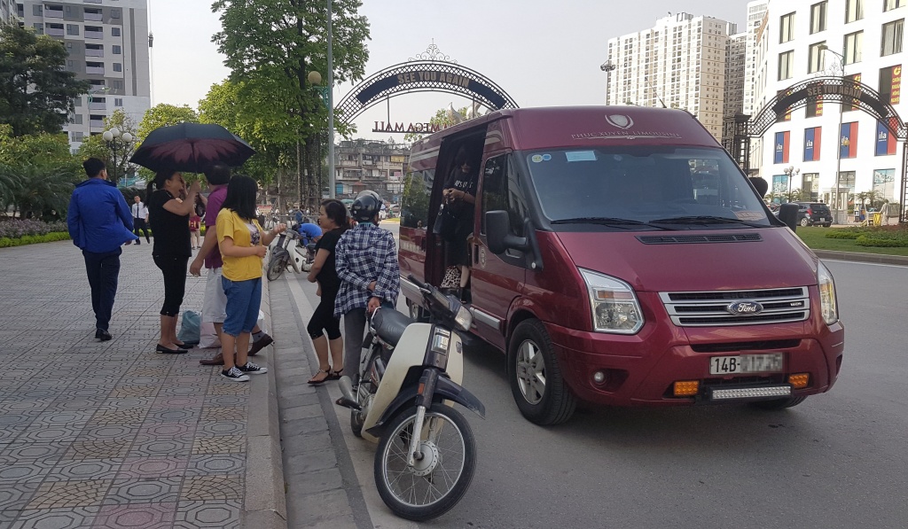 ha noi nghien cuu lap camera quyet chong xe du ben coc