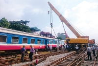 thu tuong nhac nganh duong sat vu tau trat banh lien tiep