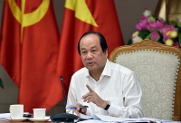 cau chuyen den toi dang sau nhung thanh so co la