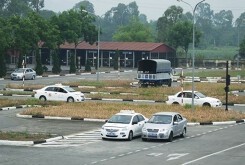 Đề xuất không cấp bằng lái ô tô chính thức cho người mới thi sát hạch