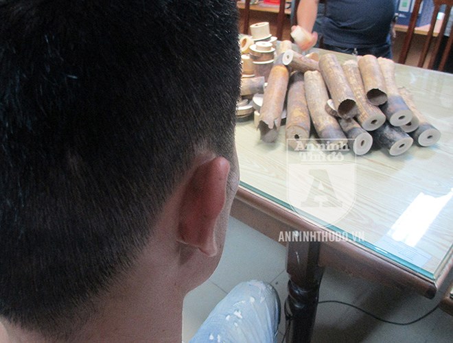 Cận cảnh lượng ngà voi 'khủng' vừa bị Công an TP Hà Nội thu giữ can canh luong nga voi khung vua bi cong an tp ha noi thu giu