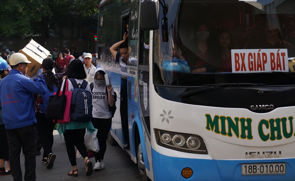 ha noi day ben xe ra xa trung tam ton ngan ti tien di lai
