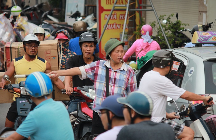 ba ban nuoc doi mu coi di dep to ong 10 nam chong un tac o ha noi