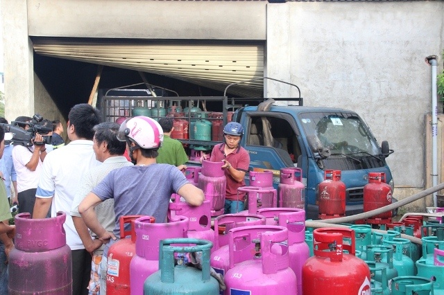 hon 20 loai giay to doi phu hieu xe tai cho gas doanh nghiep cau cuu thu tuong