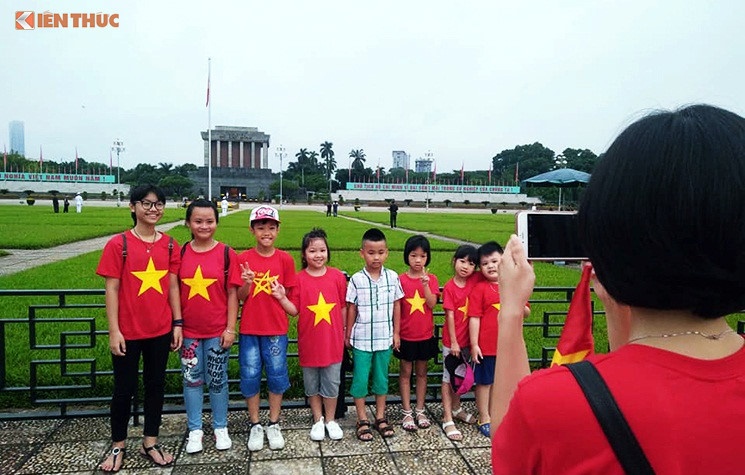 xuc dong le chao co tai quang truong ba dinh mung ngay quoc khanh 29