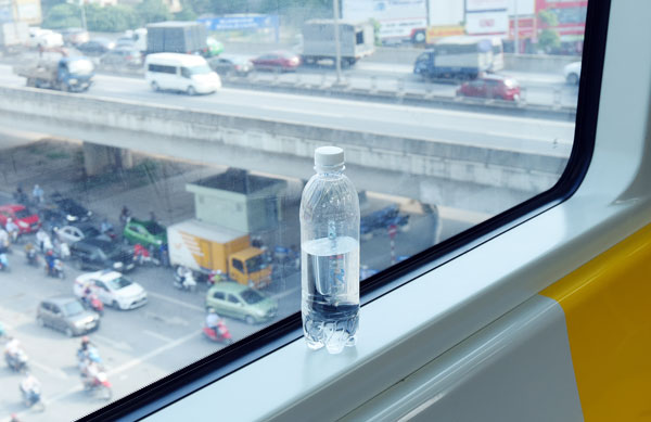 Toàn cảnh đoàn tàu đường sắt trên cao Cát Linh - Hà Đông toan canh doan tau duong sat tren cao cat linh ha dong