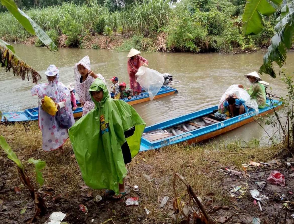 Gian nan đường đến trường ngày khai giảng gian nan duong den truong ngay khai giang