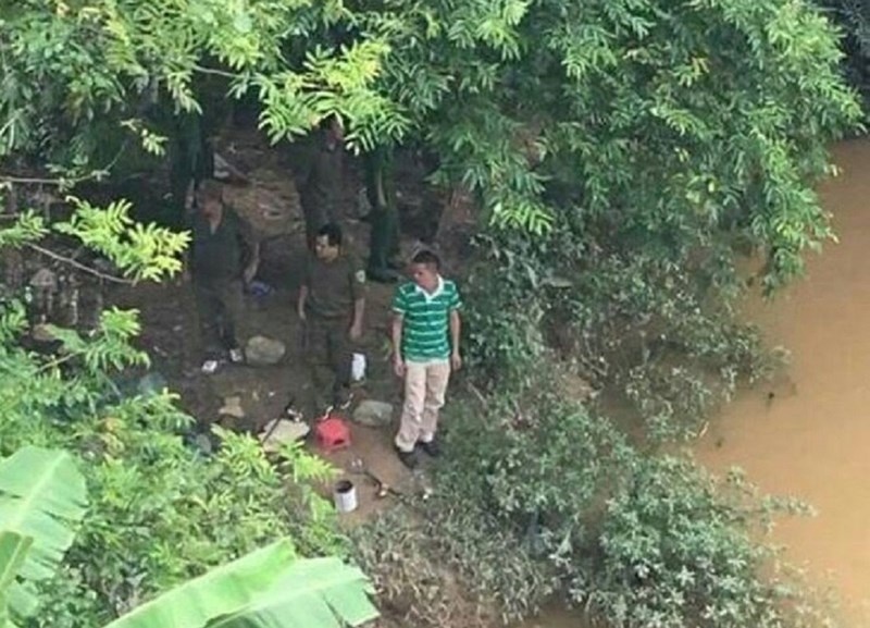 bac si nghi giet vo roi nem xac phi tang chua thay thi the