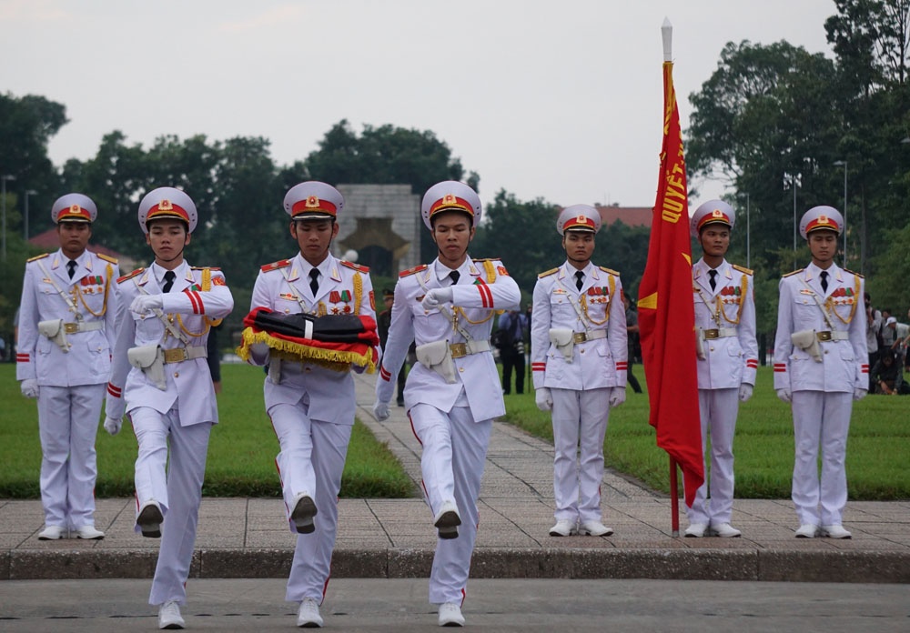 treo co ru quoc tang co chu tich nuoc tran dai quang