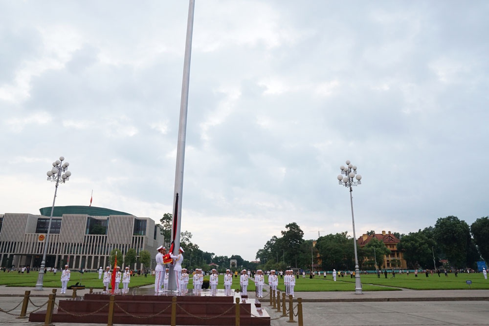 treo co ru quoc tang co chu tich nuoc tran dai quang