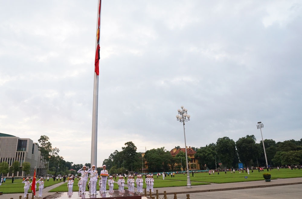 treo co ru quoc tang co chu tich nuoc tran dai quang
