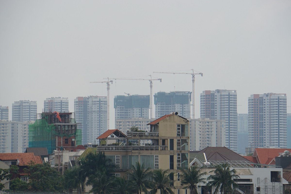 can cau vuon dai ra duong than chet lo lung tren dau nguoi sai gon