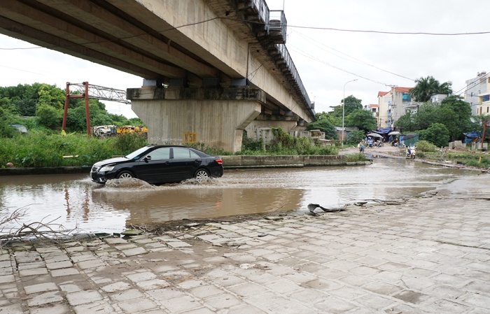ha noi du an duong dang do xe may o to tam song moi ngay