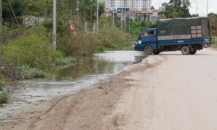 ha noi du an duong dang do xe may o to tam song moi ngay
