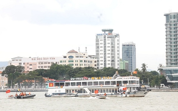 dac nhiem dien tap tom gon khung bo tai apec