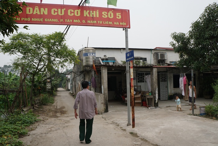 song trong nha ngoi dot nat giua thu do suot gan nua the ky vi co tien cung khong duoc phep sua