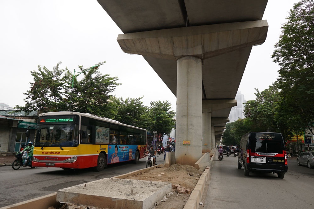 tu than tren dau nguoi dan o du an duong sat nhon ga ha noi
