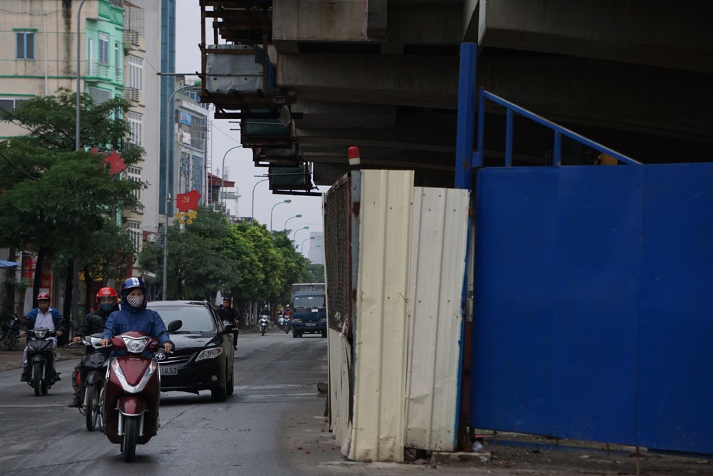 tu than tren dau nguoi dan o du an duong sat nhon ga ha noi
