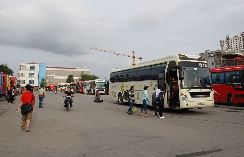 tai xe len tieng vu lap camera ghi hinh qua trinh dieu khien phuong tien