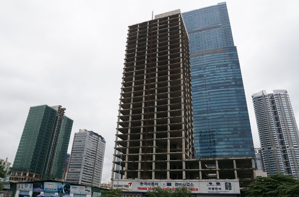 hoang lanh bo xuong cao oc vicem tower giua thu do