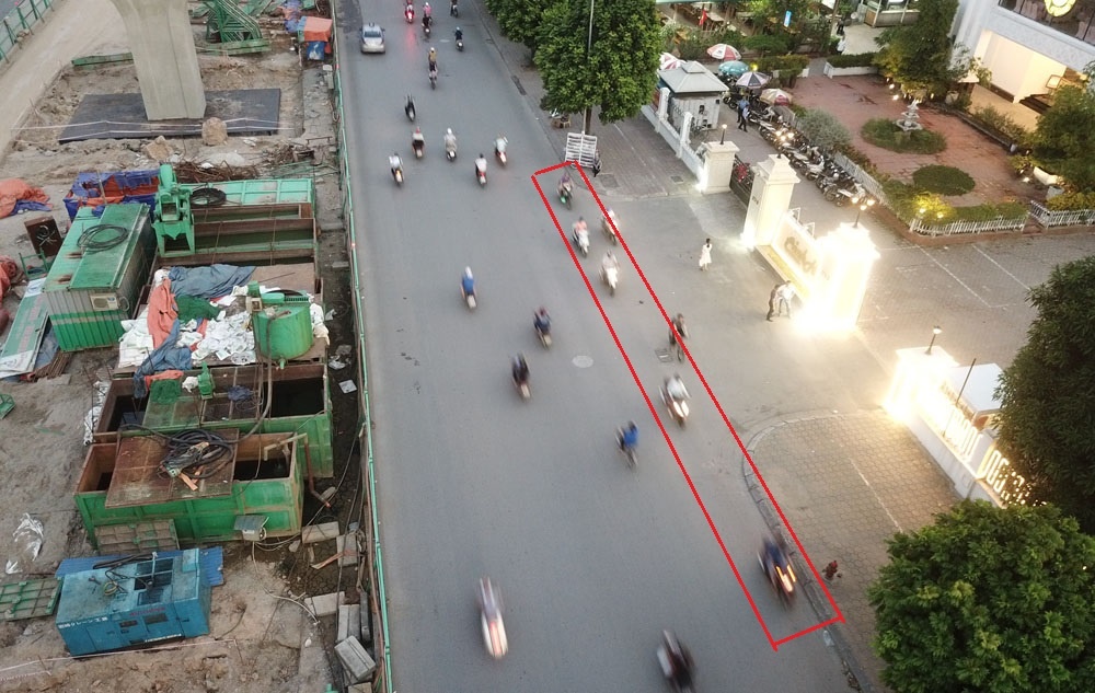Cảnh 'chạy xe không cần mạng' ở ngã tư Trường Chinh - Tôn Thất Tùng canh chay xe khong can mang o nga tu truong chinh ton that tung