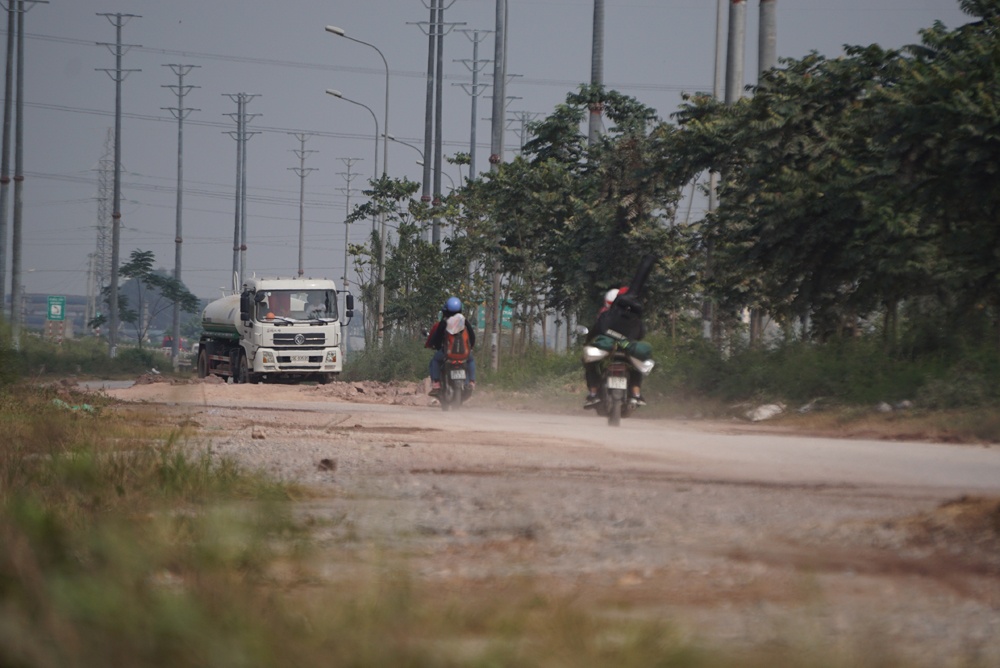 duong gom cao toc ha noi bac giang xuong cap nhu ruong cay