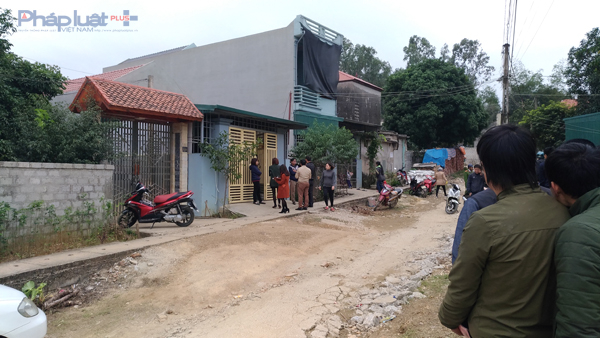 thanh hoa gia dinh chau be 20 ngay tuoi bi bat coc ke lai phut giay kinh hoang