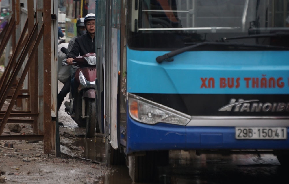 duong pham van dong vua thi cong vua giao thong bao gio dan het kho