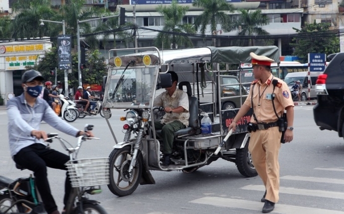 ha noi 99 xe ba banh khong duoc dang ky