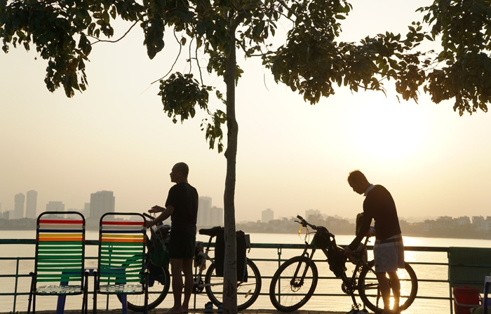 dan ha noi tam ho quat heo vi nang dong